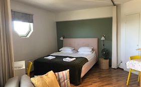 Cosy Apartment In The City Center Free Parking